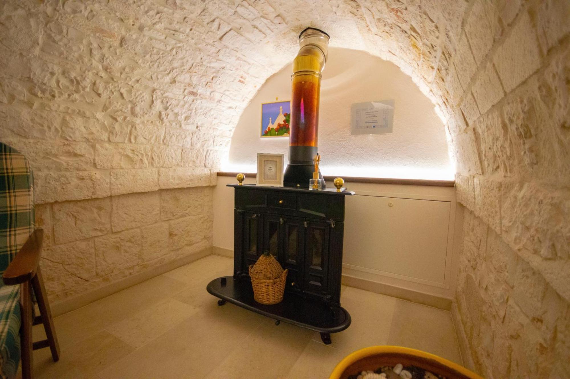 Locorotondo Stone House Villa Luaran gambar